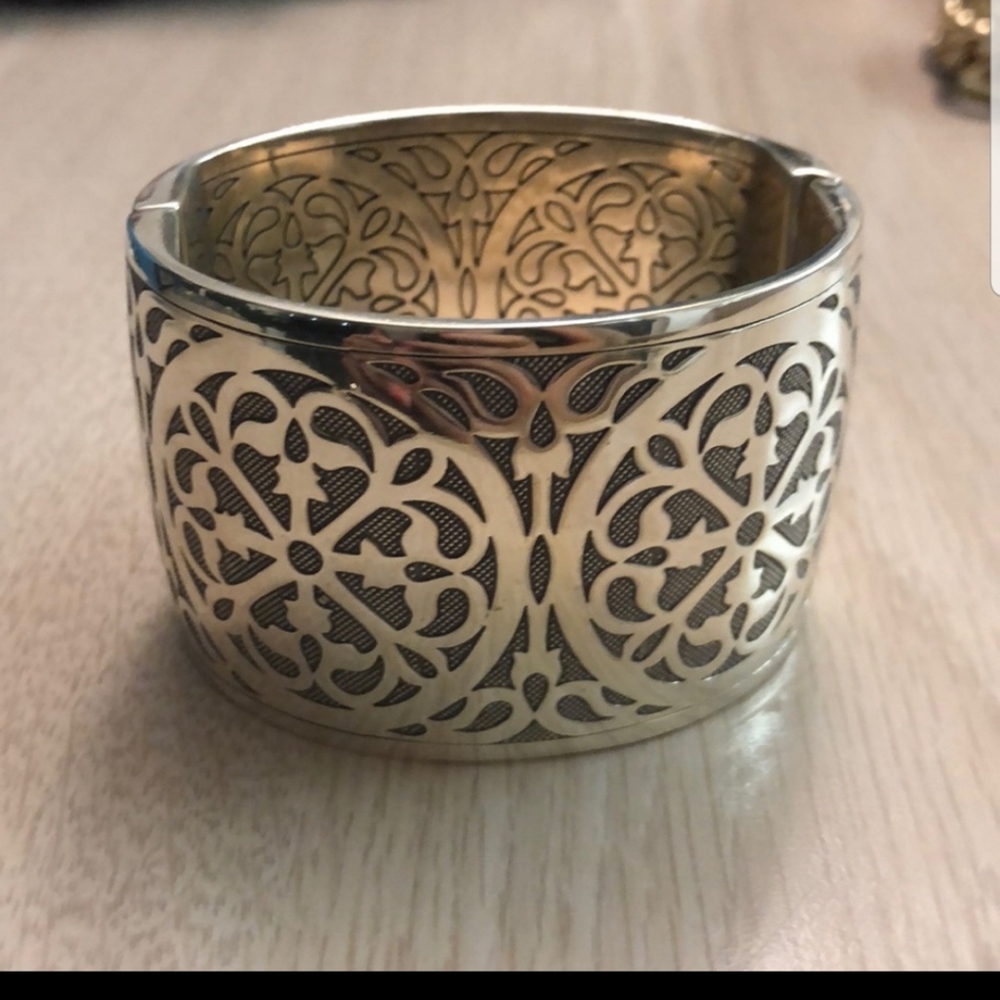 Brighton silver hinged bangle